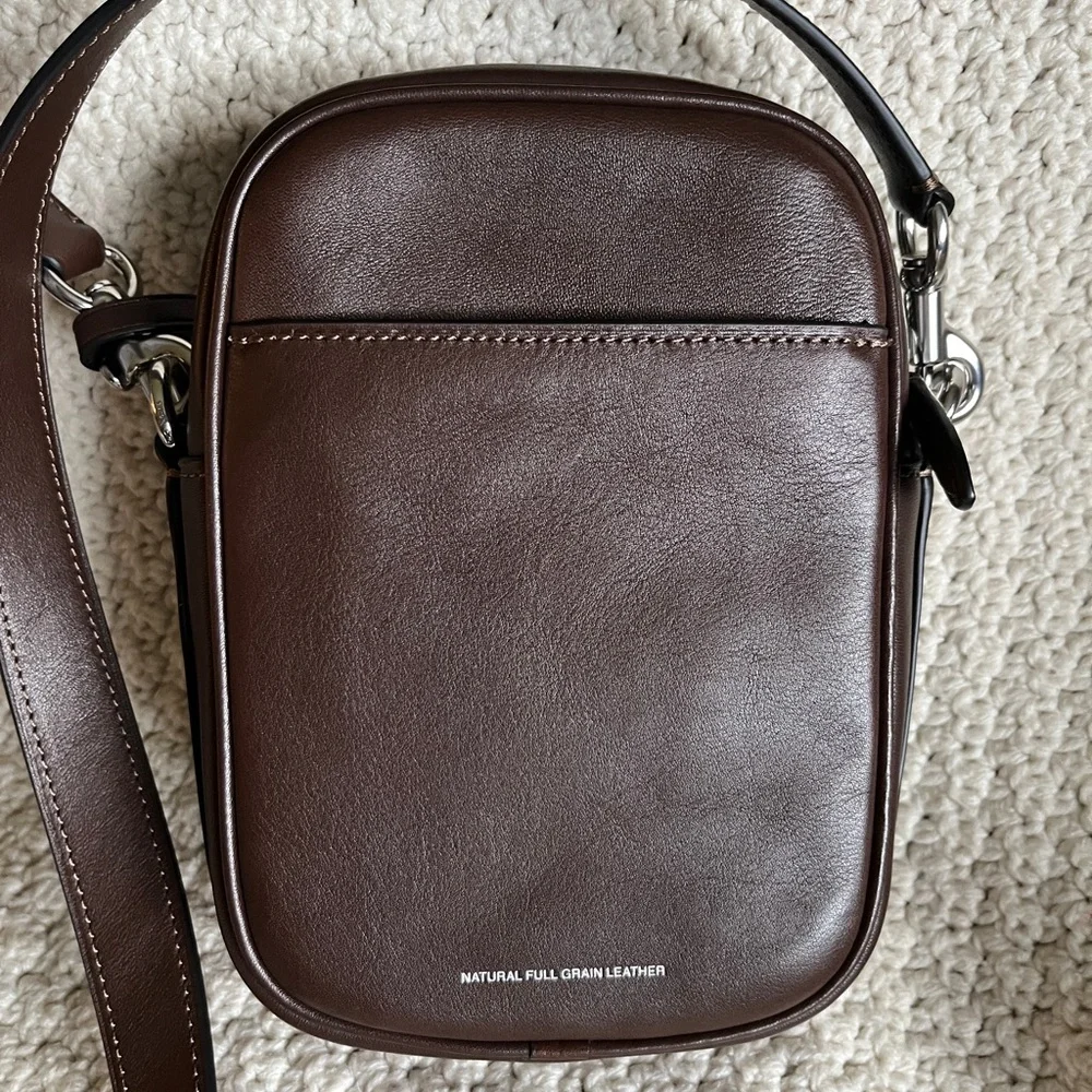 Coach Leather Messenger Crossbody Hitch F2461-CW451 - Picture 2 of 5